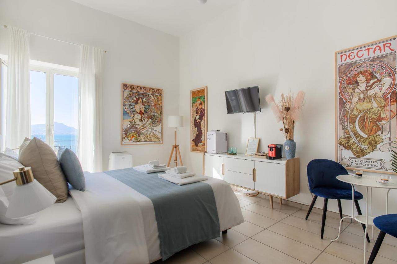 Naro Suites And Rooms Bacoli Buitenkant foto