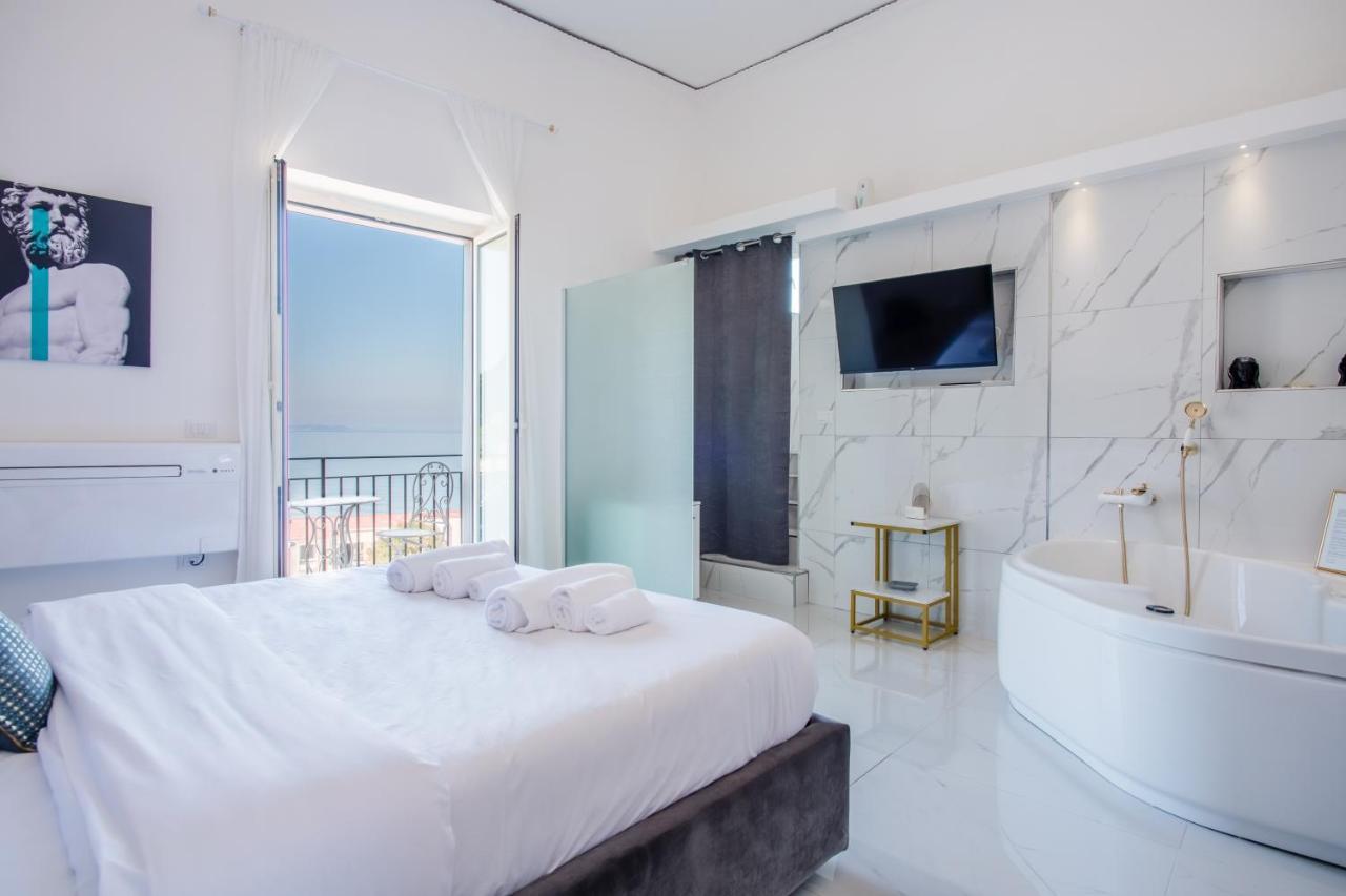 Naro Suites And Rooms Bacoli Buitenkant foto