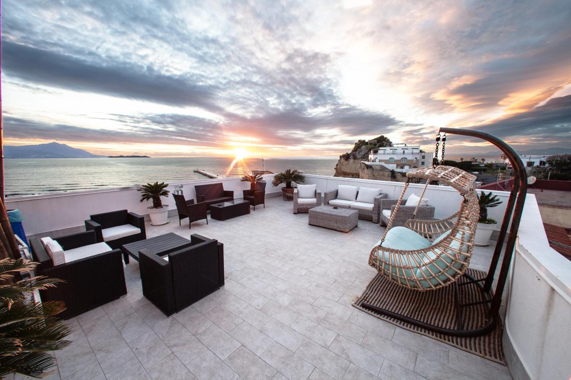 Naro Suites And Rooms Bacoli Buitenkant foto