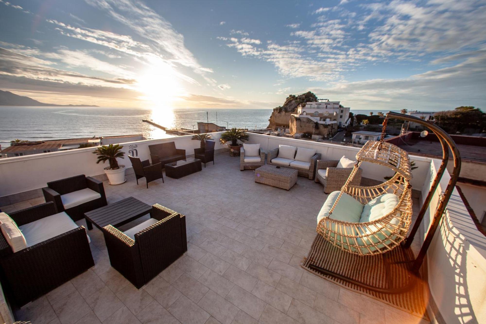 Naro Suites And Rooms Bacoli Buitenkant foto